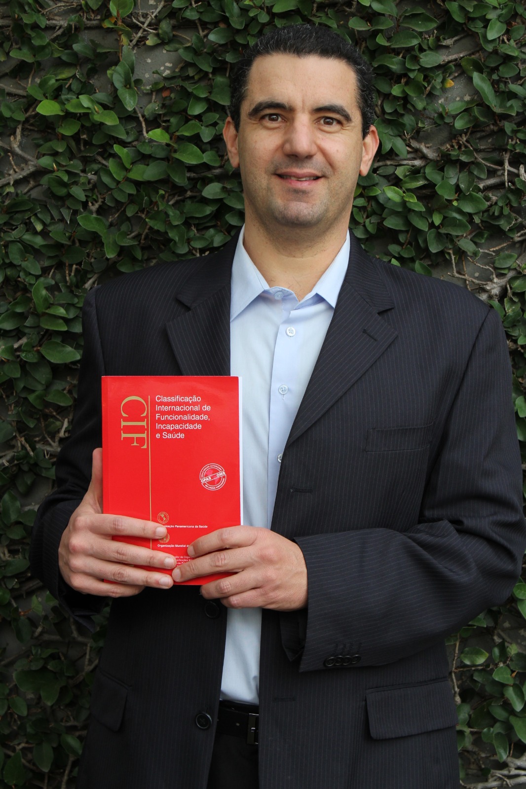 Dr. Eduardo Santana Cordeiro